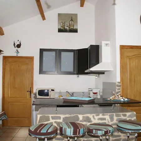 Maison De Vacances Saint Etienne De Fontbellon 2 *