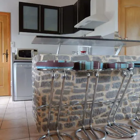 Ferienhaus Maison De Vacances Saint Etienne De Fontbellon 2 *