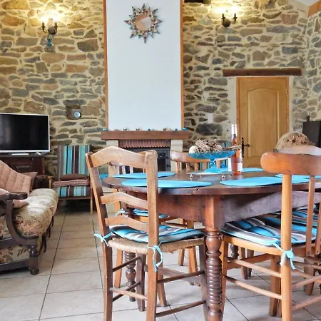 Maison De Vacances Saint Etienne De Fontbellon 2
