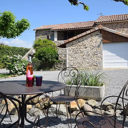 Maison De Vacances Saint Etienne De Fontbellon 2